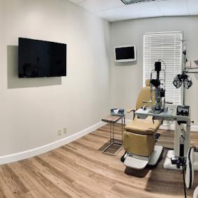 Palm Valley Eye Care and Surgeons photo