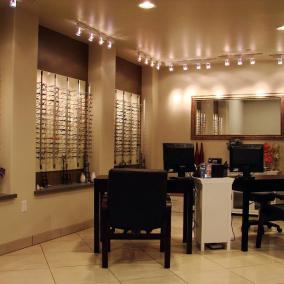 Advanced Eyecare Optometric Center photo