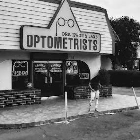 Crown Optometry photo