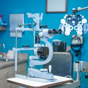 Advanced Cataract Surgery photo