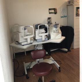 Custom Eyes Vision Care photo