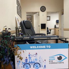 Eye Consultants Cataract/laser photo