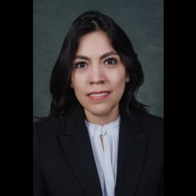 Mariana Flores, MD photo