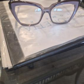 Optometrist in San Francisco photo