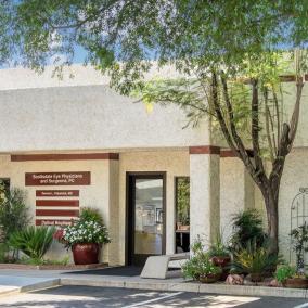 Scottsdale eye surgery center photo