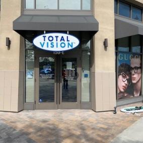 Thao Dung, Optometrist photo