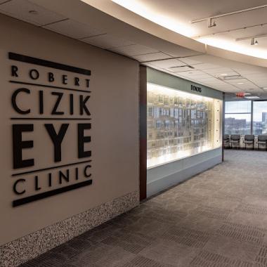 Robert Cizik Eye Clinic – TMC photo