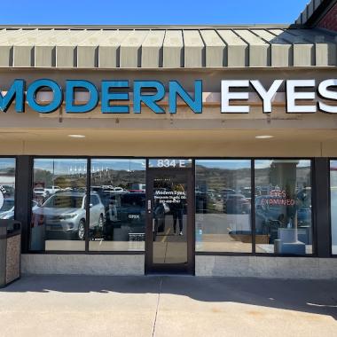 Modern Eyes - Castle Rock photo