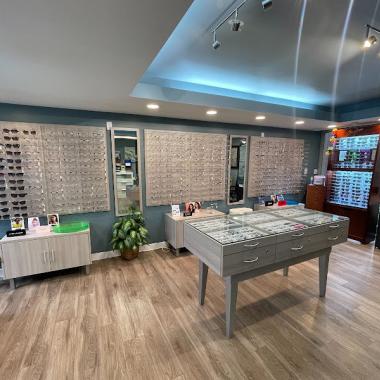 Focal Point Optometry of Orange photo