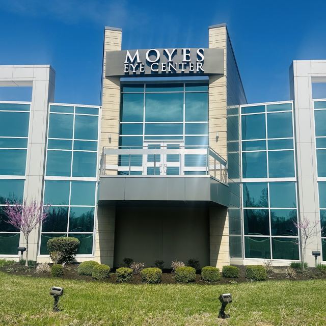 Dr. Andrew Moyes photo
