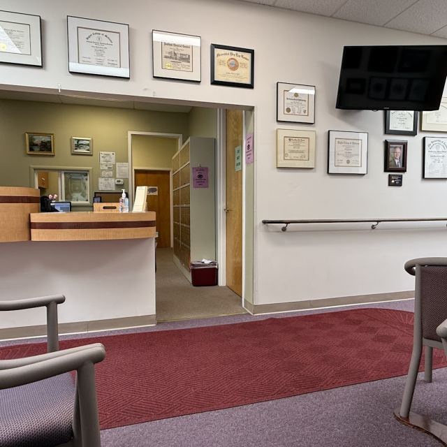 Dr. James E. Tearse, MD photo