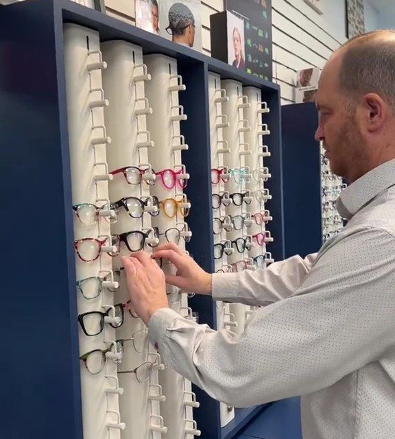 Eye Care Center - Drs. Grossman, Optometrist photo