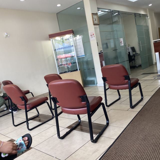 eye doctor photo