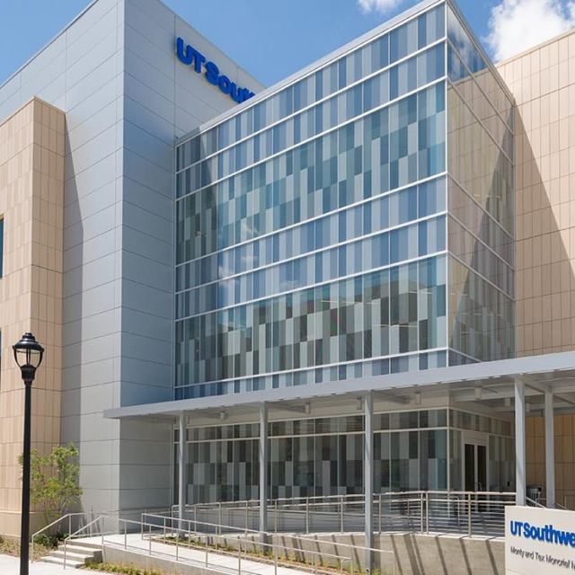 Ophthalmology - UT Southwestern Moncrief Medical Center at Fort Worth photo