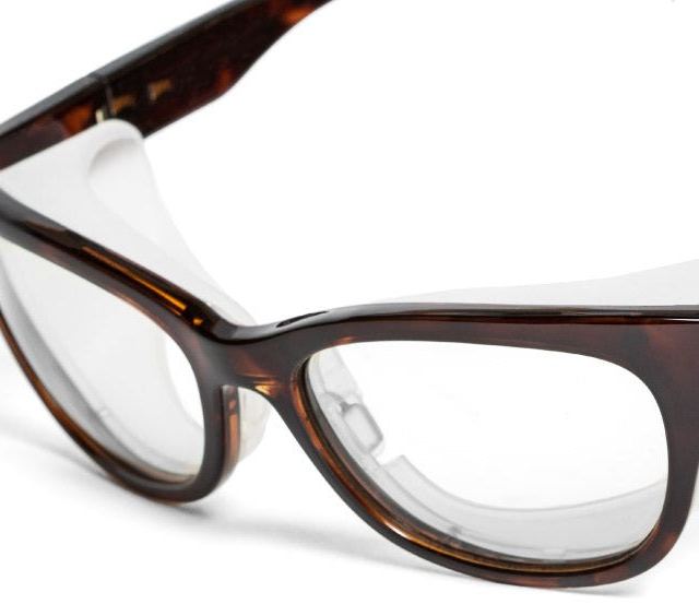Ziena Dry Eye Eyewear photo