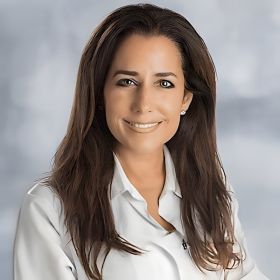 Arezo Amirikia photo