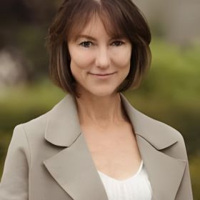 Elizabeth Morgan photo