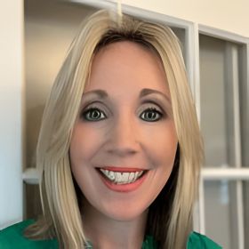 Jennifer Overton photo