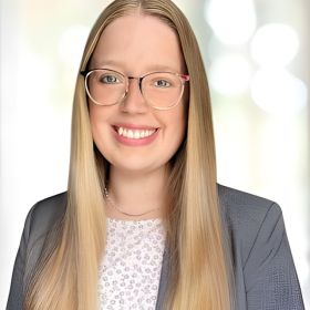 Kaitlin Ackinclose photo