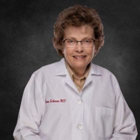 Karen R. Schoene photo