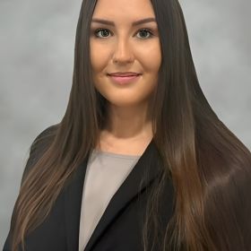 Nicole Jeziorski photo