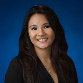 Thuy-Lan Nguyen photo