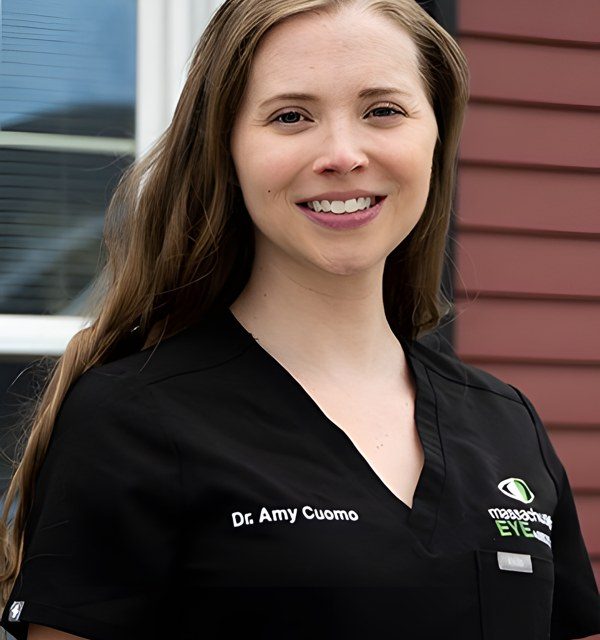 Amy Cuomo photo