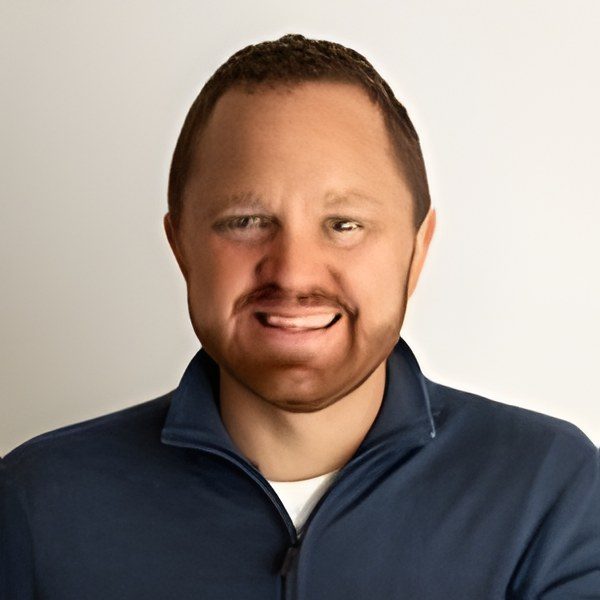 Eric J. Stoltz photo