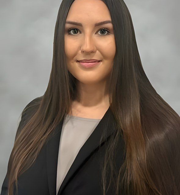 Nicole Jeziorski photo