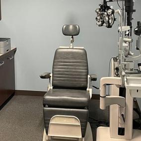 Charles R. Niles MD - Ophthalmology Associates WNY photo