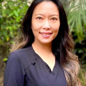 Dr. Sariya Vorasarun photo