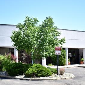Lansing Ophthalmology: Moore Thomas MD photo