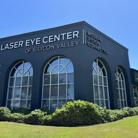 Saratoga Vision Center: Larry Fabian O.D. photo