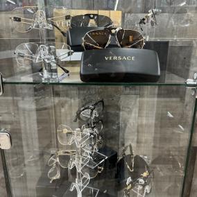Unique Eyewear photo