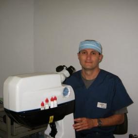 Valencia Eye Institute photo