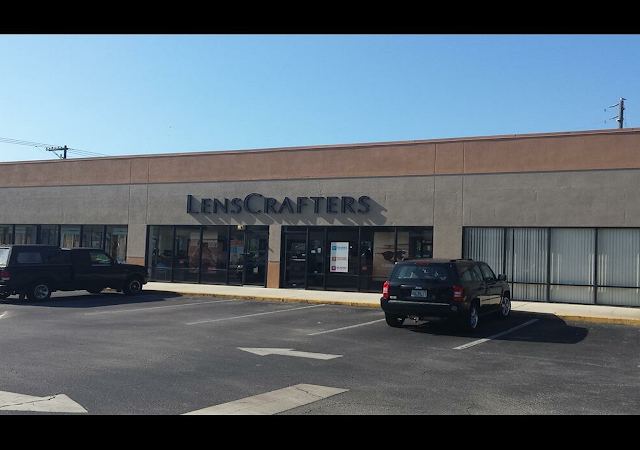LensCrafters photo