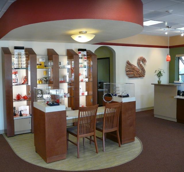Oak Tree Optometry photo