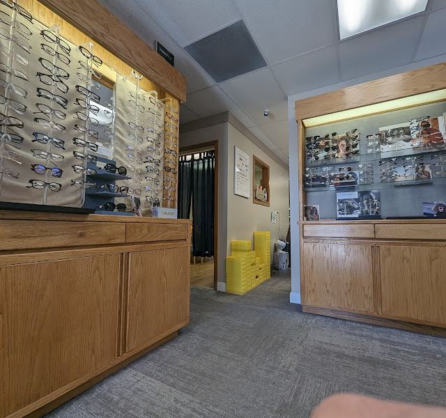 Advanced EyeCare Centers Centennial: Fincher Randolph E OD photo