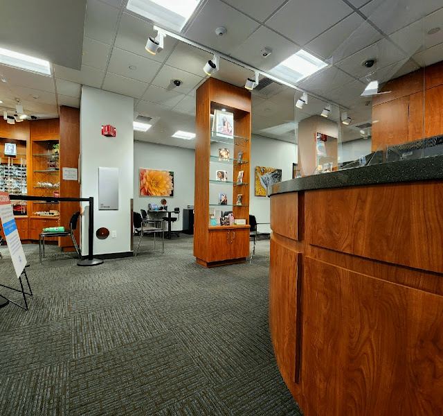 PIH Health Eye Care Center Santa Fe Springs photo