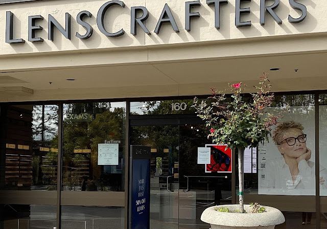LensCrafters photo
