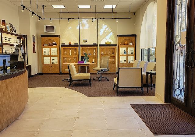 Dr. Mary Anne Peck, Therapeutic Optometrist photo
