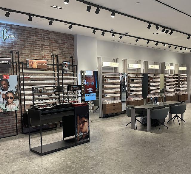 LensCrafters photo