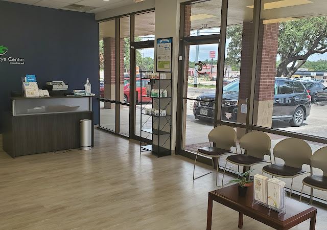 Holistic Eye Center photo