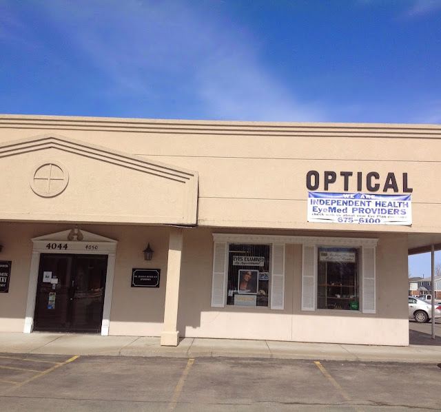 Clabeaux Optical West Seneca photo