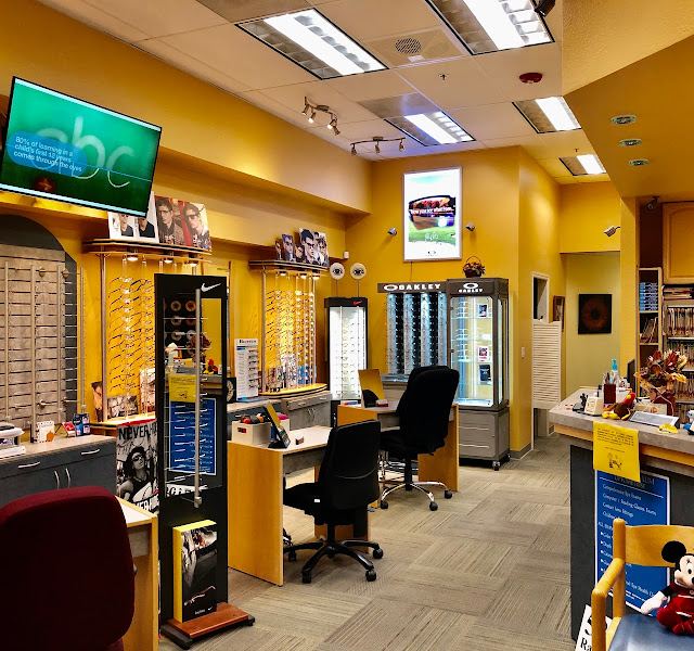 Lum Optometry photo