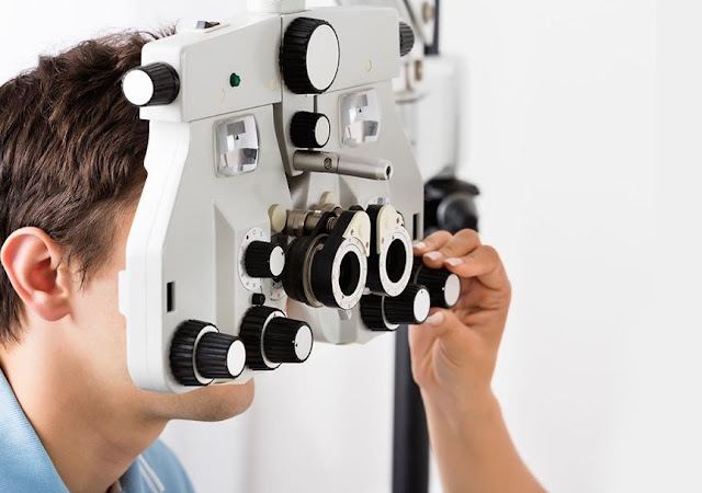 Dr John Eliopulos Optometrist photo