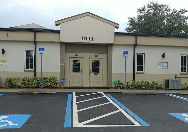 Retina Treatment Center photo