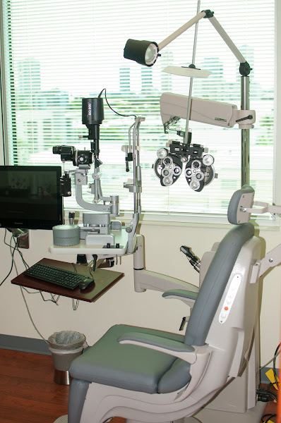 Pacific Vision Institute of Hawaii, Vivien Tham M.D. photo