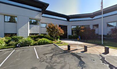 Tearse Eye Center: Upton Henry Y MD photo