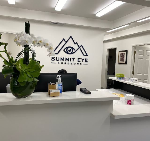 Summit Eye Surgeons photo
